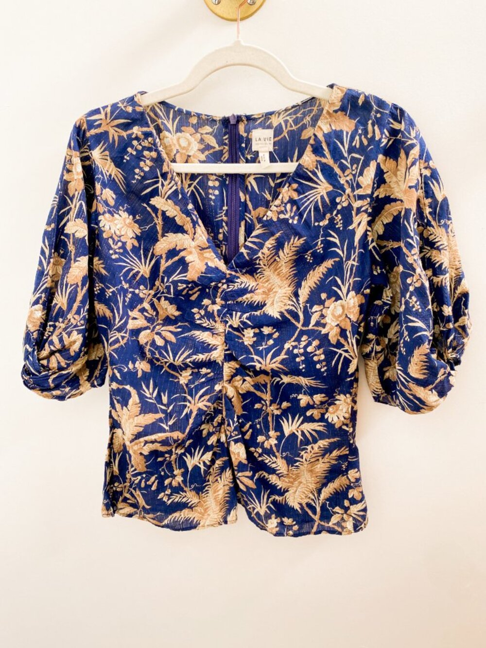 La Vie Rebecca Taylor Talita Blue and Tan Tropical Floral Puff Sleeve Blouse - S